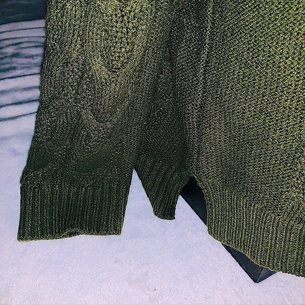 NY & Company Olive Green Knit Sweater with cold shoulders XL - Picture 8 of 10